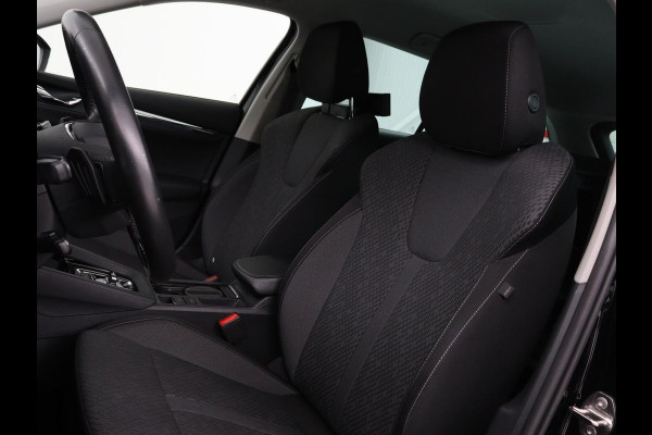 Škoda Octavia 1.0 e-TSI Bns Edition Plus | Memory | Stoelverwarming | Trekhaak | Elektrische achterklep | Head-up | Adaptive cruise control
