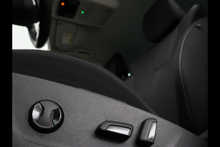 Škoda Octavia 1.0 e-TSI Bns Edition Plus | Memory | Stoelverwarming | Trekhaak | Elektrische achterklep | Head-up | Adaptive cruise control