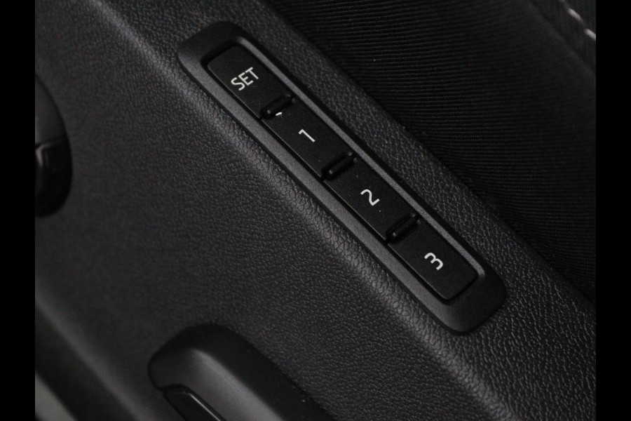 Škoda Octavia 1.0 e-TSI Bns Edition Plus | Memory | Stoelverwarming | Trekhaak | Elektrische achterklep | Head-up | Adaptive cruise control