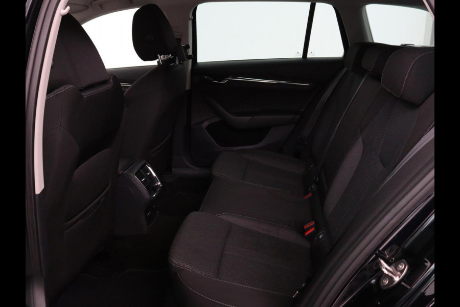 Škoda Octavia 1.0 e-TSI Bns Edition Plus | Memory | Stoelverwarming | Trekhaak | Elektrische achterklep | Head-up | Adaptive cruise control