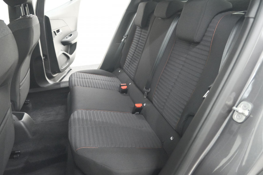 Peugeot 2008 PureTech 130 Active | Camera | Apple Carplay | Parkeersensoren