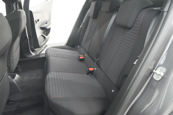 Peugeot 2008 PureTech 130 Active | Camera | Apple Carplay | Parkeersensoren