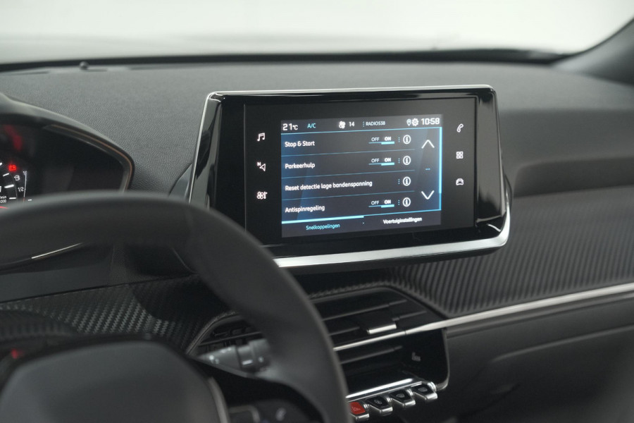 Peugeot 2008 PureTech 130 Active | Camera | Apple Carplay | Parkeersensoren
