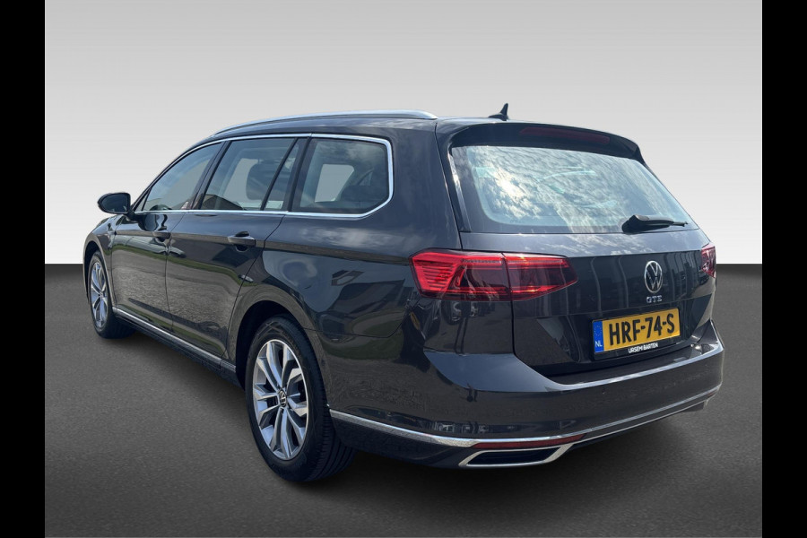 Volkswagen Passat Variant 1.4 TSI PHEV GTE Business | schuifdak | ACC | matrix LED | halfleder |