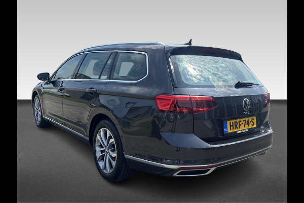 Volkswagen Passat Variant 1.4 TSI PHEV GTE Business | schuifdak | ACC | matrix LED | halfleder |