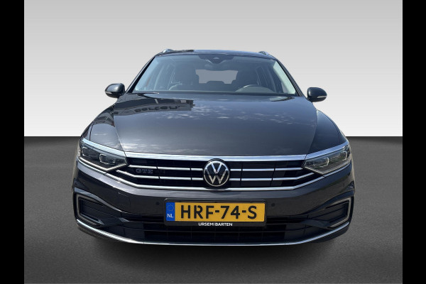 Volkswagen Passat Variant 1.4 TSI PHEV GTE Business | schuifdak | ACC | matrix LED | halfleder |