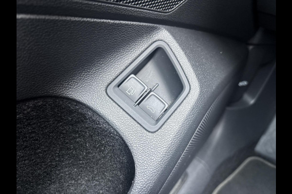 Volkswagen Passat Variant 1.4 TSI PHEV GTE Business | schuifdak | ACC | matrix LED | halfleder |