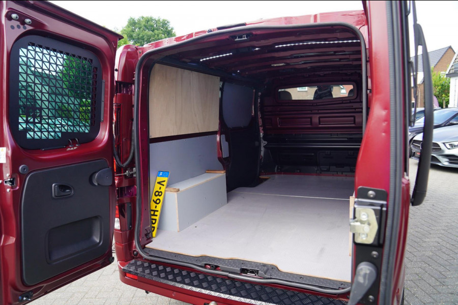 Renault Trafic 2.0 Blue dCi 170 T30 L2H1 Extra | Limited | LED Pure Vision | Monaco Edition | Adpaptieve cruise | Trekhaak | NAP