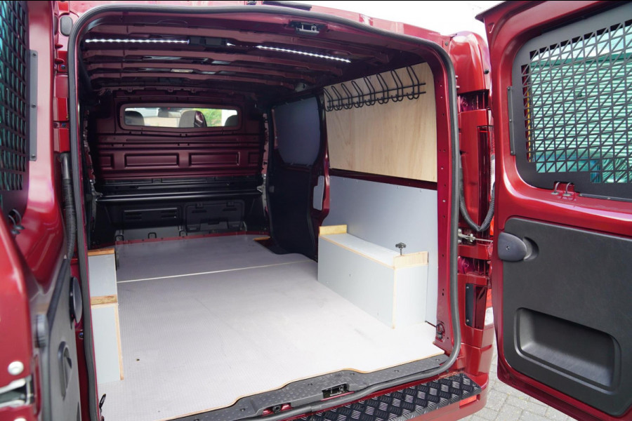 Renault Trafic 2.0 Blue dCi 170 T30 L2H1 Extra | Limited | LED Pure Vision | Monaco Edition | Adpaptieve cruise | Trekhaak | NAP