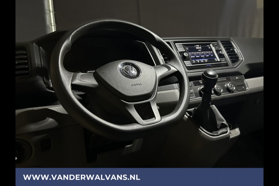 Volkswagen Crafter 2.0 TDI 140 pk L3H3 L2H2 Euro6 Airco | Camera | Apple Carplay | Cruisecontrol | Chauffeursstoel Android Auto