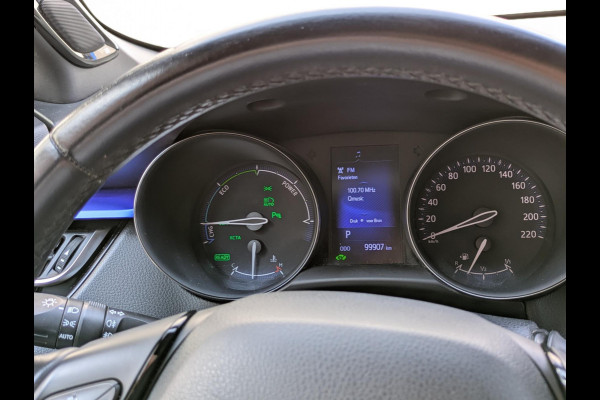 Toyota C-HR 1.8 Hybrid Bi-Tone Plus|Leder|Blindspot|Keyless-Entry|JBL|Stoelverwarming|Afn.Trekhaak|Dealer onderhouden