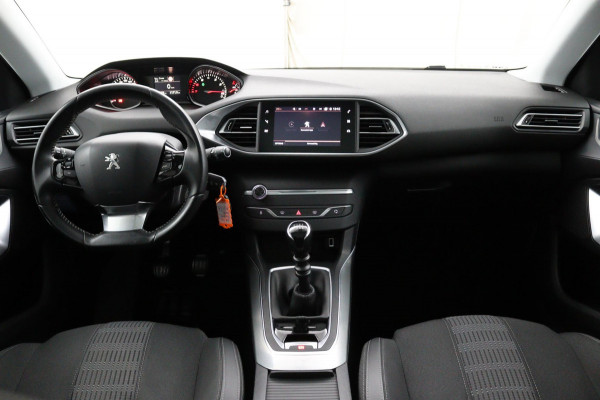 Peugeot 308 SW 1.2 PureTech Blue*ECC*CRUISE*NAVI*PANO*CAM*CARPLAY