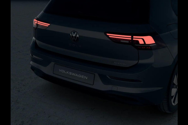 Volkswagen Golf Life Edition 1.5 eHybrid 150 kW / 204 pk Hatchback 6 versn. DSG