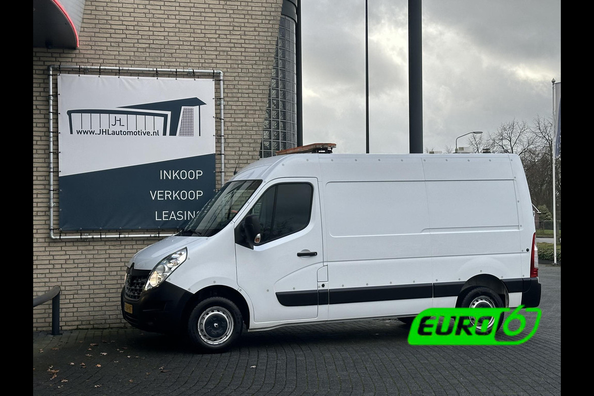 Renault Master T35 2.3 dCi L2H2*HAAK*NAVI*A/C*CRUISE*3-PERS.* Renault Master T35 2.3 dCi L2H2*HAAK*NAVI*A/C*CRUISE*3-PERS.*