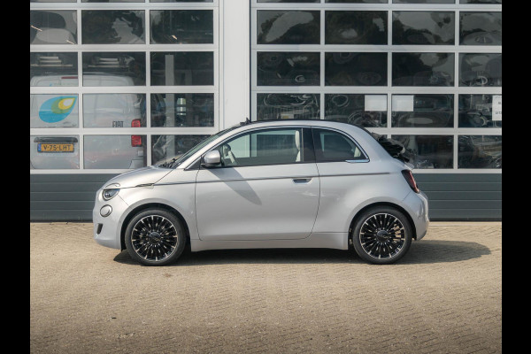 Fiat 500E Cabrio La Prima 42 kWh | Clima | Cruise | Leder | 17" | Priv Glass | Winter Pack | JBL Sound | BSM | Apple Carplay