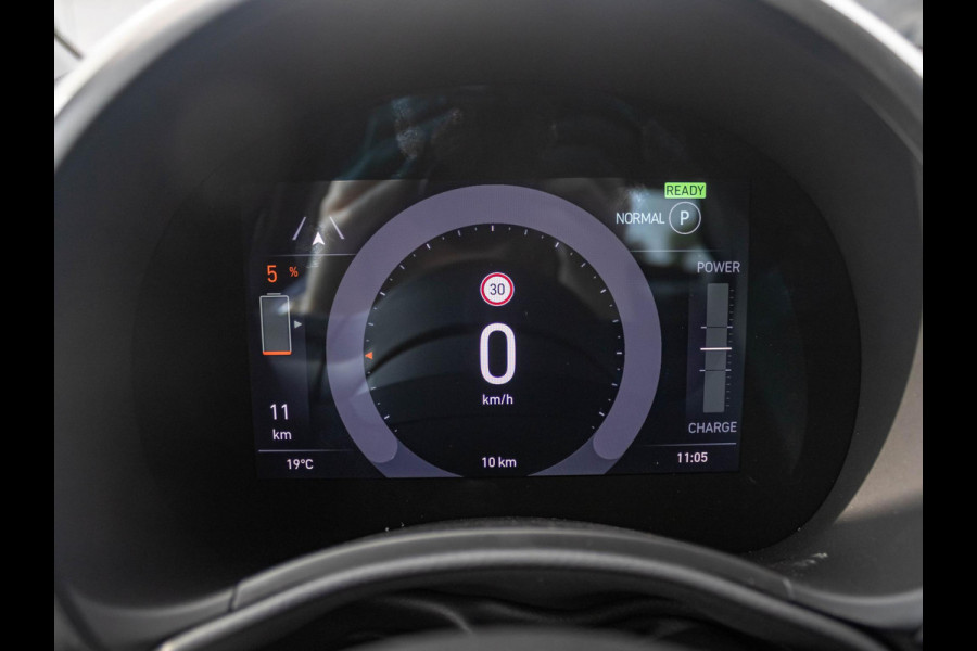 Fiat 500E Cabrio La Prima 42 kWh | Clima | Cruise | Leder | 17" | Priv Glass | Winter Pack | JBL Sound | BSM | Apple Carplay