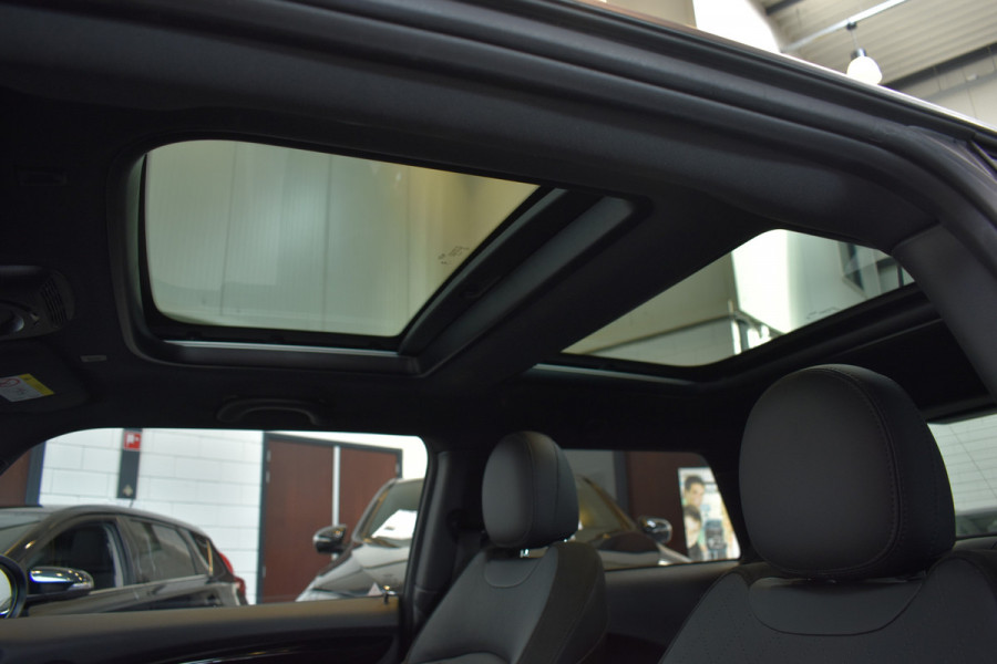 MINI Mini Electric Resolute edition 33 kWh Pano automaat resolute edition 135kw 1e eigenaar n.a.p. Pano / Leder / Harman Kardon / Head Up / Camera / Keyless