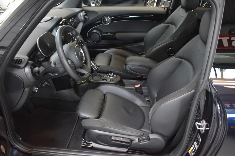 MINI Mini Electric Resolute edition 33 kWh Pano automaat resolute edition 135kw 1e eigenaar n.a.p. Pano / Leder / Harman Kardon / Head Up / Camera / Keyless