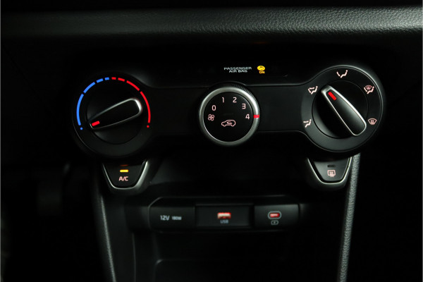 Kia Picanto 1.0 DPI DynamicPlusLine Rijdende Demo - Apple Carplay/Android Auto - Cruise Control - Led Koplampen - Navigatie - Fabrieksgarantie tot 05-2032