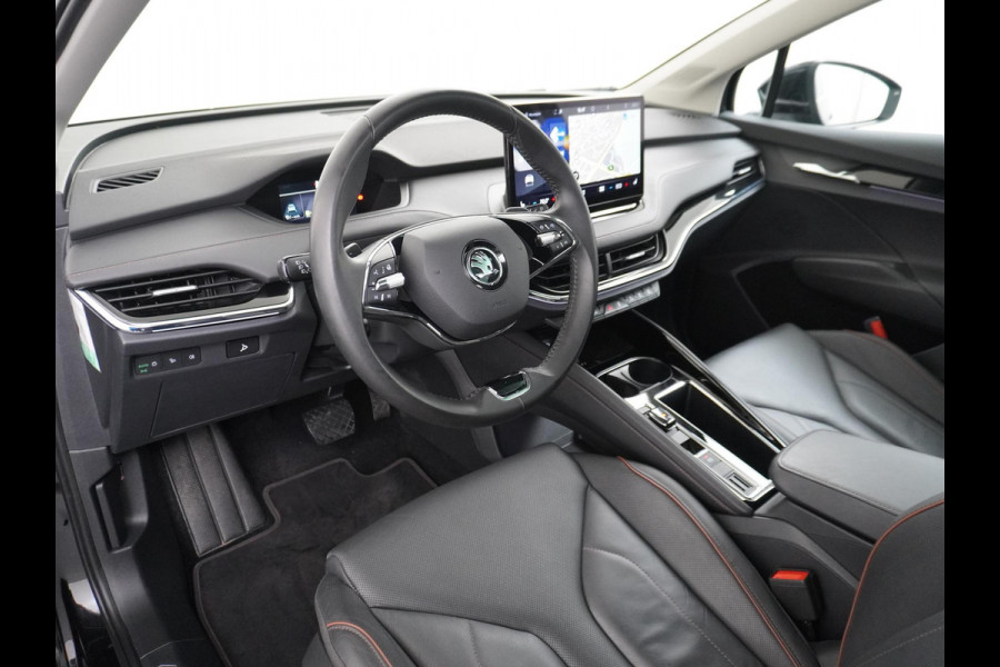Škoda ENYAQ iV 60 ORIG. NL. NAP KM. | CAMERA | STOELVERWARMING VOOR + ACHTER | ELEK. TREKHAAK