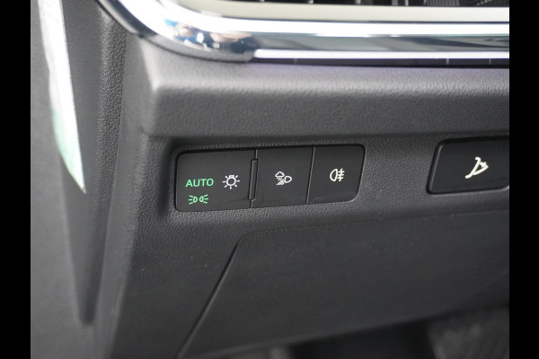 Škoda ENYAQ iV 60 ORIG. NL. NAP KM. | CAMERA | STOELVERWARMING VOOR + ACHTER | ELEK. TREKHAAK