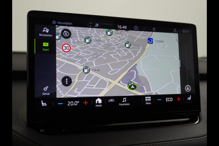 Škoda ENYAQ iV 60 ORIG. NL. NAP KM. | CAMERA | STOELVERWARMING VOOR + ACHTER | ELEK. TREKHAAK