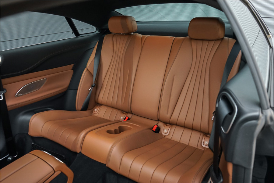 Mercedes-Benz E-Klasse Coupé 200 Premium Plus AMG Pano Burmester Distronic