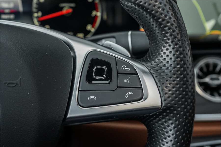 Mercedes-Benz E-Klasse Coupé 200 Premium Plus AMG Pano Burmester Distronic