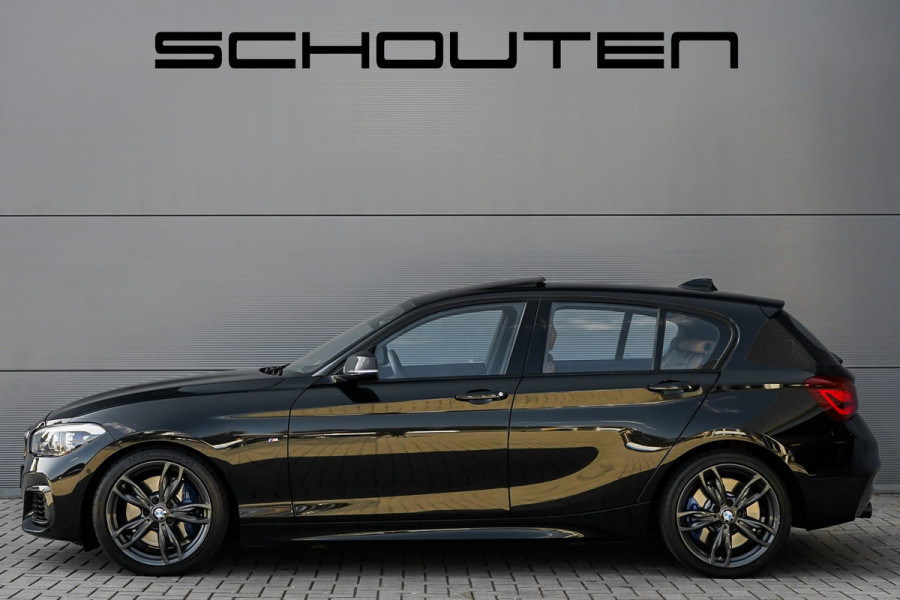 BMW 1-serie M140i Shadow Schuifdak H/K Stuurverw Camera CarPlay Leer