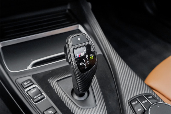 BMW 1-serie M140i Shadow Schuifdak H/K Stuurverw Camera CarPlay Leer