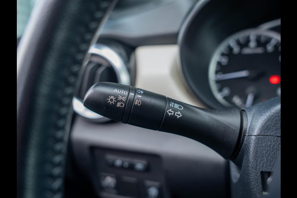 Nissan Micra 0.9 IG-T N-Connecta / Camera / DAB / Navi / Climate control / Sensoren