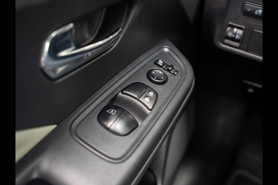 Nissan Micra 0.9 IG-T N-Connecta / Camera / DAB / Navi / Climate control / Sensoren