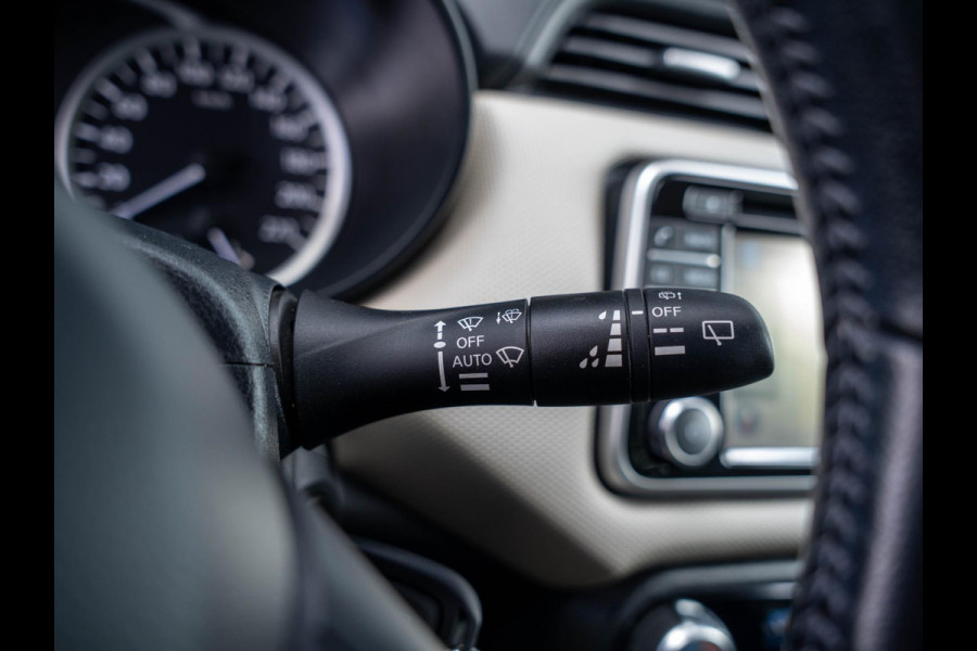 Nissan Micra 0.9 IG-T N-Connecta / Camera / DAB / Navi / Climate control / Sensoren