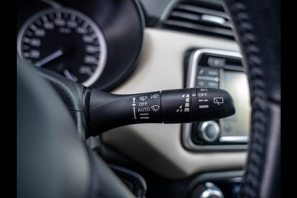 Nissan Micra 0.9 IG-T N-Connecta / Camera / DAB / Navi / Climate control / Sensoren