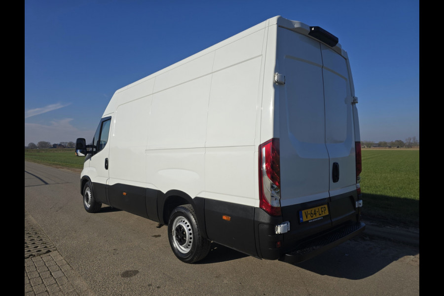 Iveco Daily 35S14V 2.3 352L H2 L2L H2 - 140 Pk - Euro 6 - Climate Control - Cruise Control
