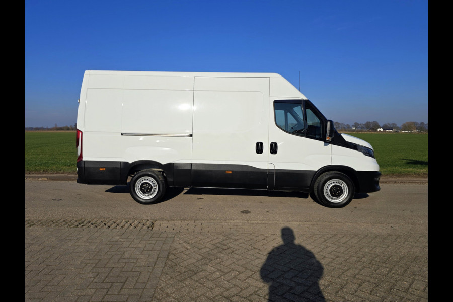 Iveco Daily 35S14V 2.3 352L H2 L2L H2 - 140 Pk - Euro 6 - Climate Control - Cruise Control