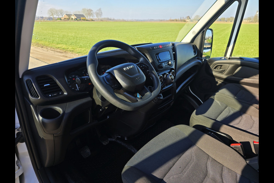 Iveco Daily 35S14V 2.3 352L H2 L2L H2 - 140 Pk - Euro 6 - Climate Control - Cruise Control
