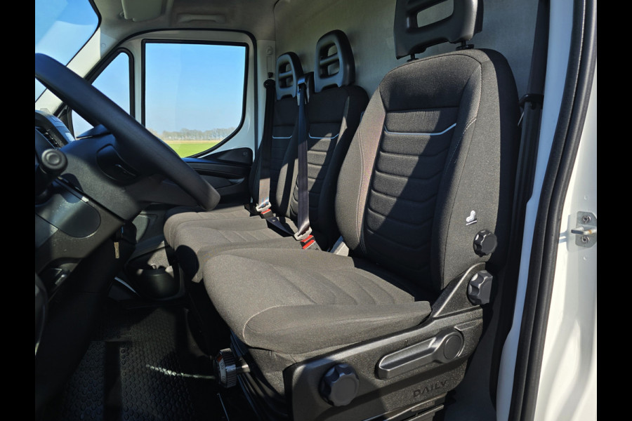 Iveco Daily 35S14V 2.3 352L H2 L2L H2 - 140 Pk - Euro 6 - Airco - Cruise Control