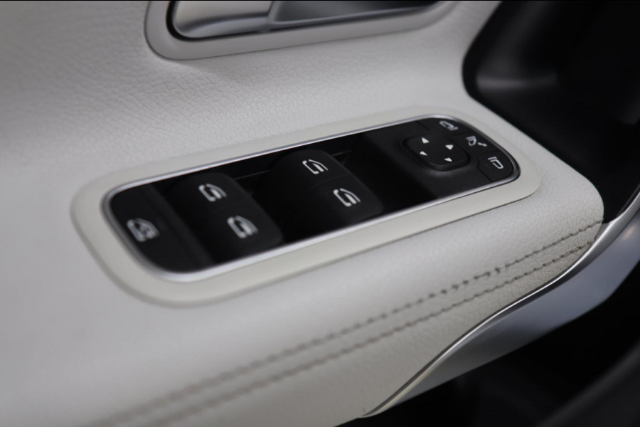 Mercedes-Benz CLA-Klasse 220 AMG /PANODAK/SFEERV/CAM/STOELV/LANE/VOL