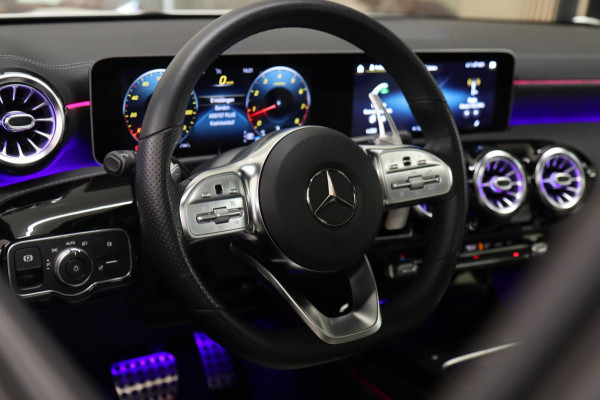 Mercedes-Benz CLA-Klasse 220 AMG /PANODAK/SFEERV/CAM/STOELV/LANE/VOL