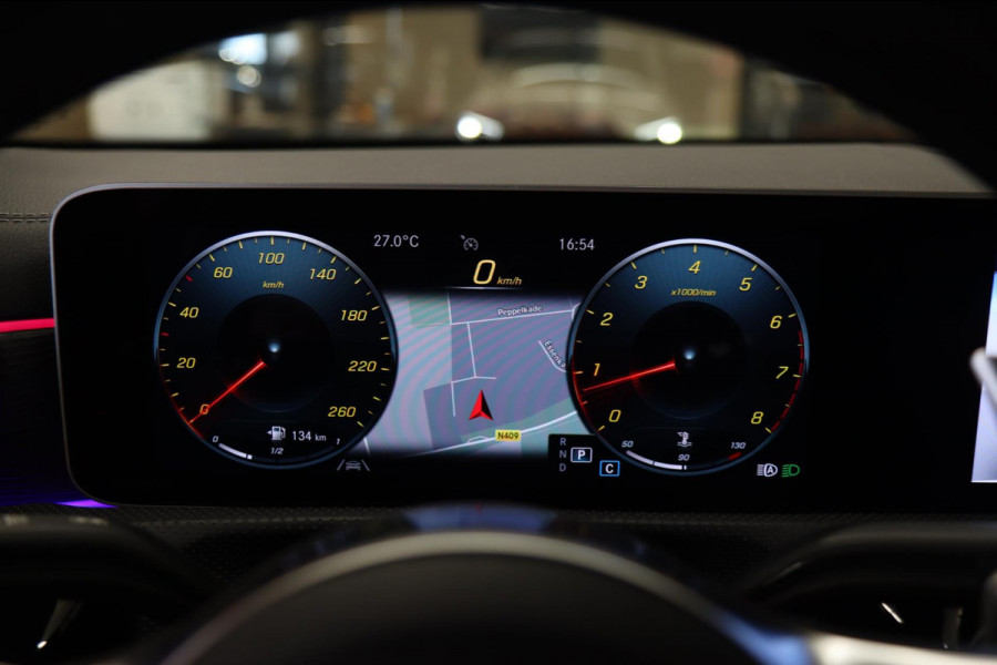 Mercedes-Benz CLA-Klasse 220 AMG /PANODAK/SFEERV/CAM/STOELV/LANE/VOL