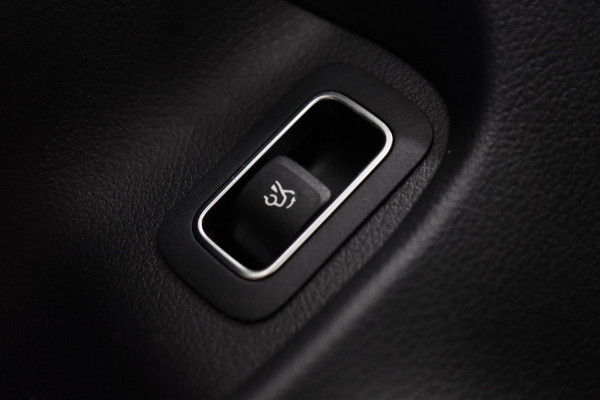 Mercedes-Benz CLA-Klasse 220 AMG /PANODAK/SFEERV/CAM/STOELV/LANE/VOL