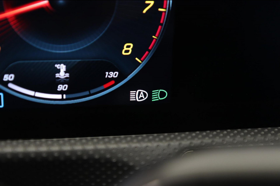 Mercedes-Benz CLA-Klasse 220 AMG /PANODAK/SFEERV/CAM/STOELV/LANE/VOL
