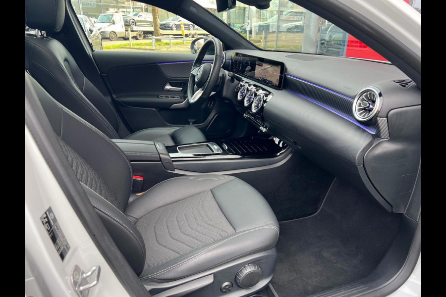 Mercedes-Benz A-Klasse 250 e Luxury Line Panorama Hybride