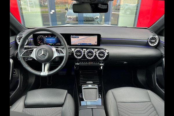 Mercedes-Benz A-Klasse 250 e Luxury Line Panorama Hybride