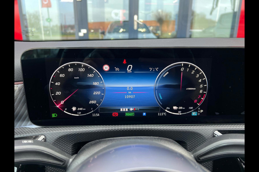 Mercedes-Benz A-Klasse 250 e Luxury Line Panorama Hybride