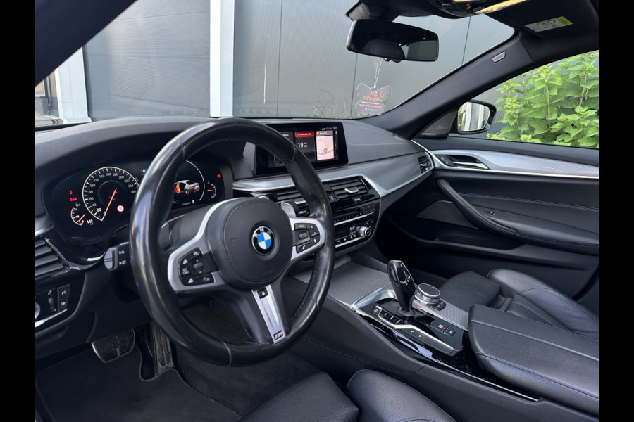 BMW 5 Serie 530i xD M PACK M20 PANO NAVI CLIMATE 360 CAMERA LEDER