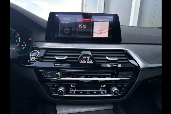 BMW 5 Serie 530i xD M PACK M20 PANO NAVI CLIMATE 360 CAMERA LEDER