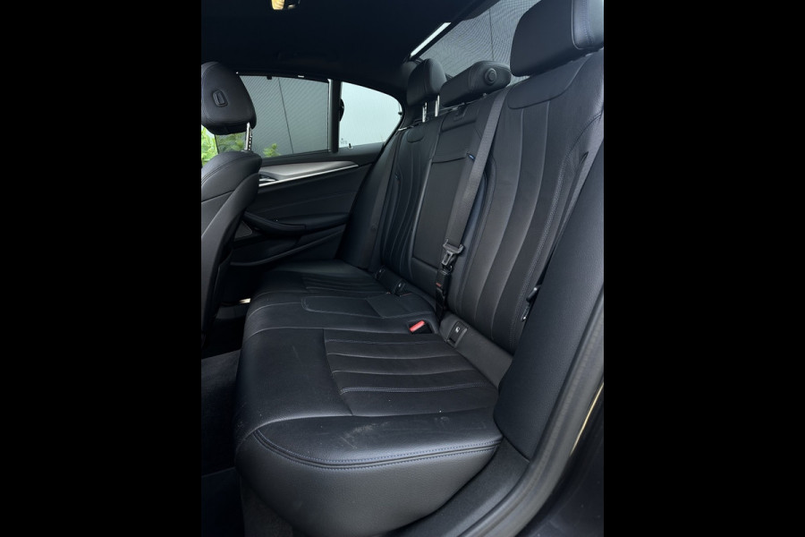BMW 5 Serie 530i xD M PACK M20 PANO NAVI CLIMATE 360 CAMERA LEDER