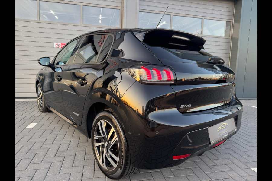 Peugeot 208 1.2 PureTech Allure 100 PK Carbon | Nav | Camera | Sensor